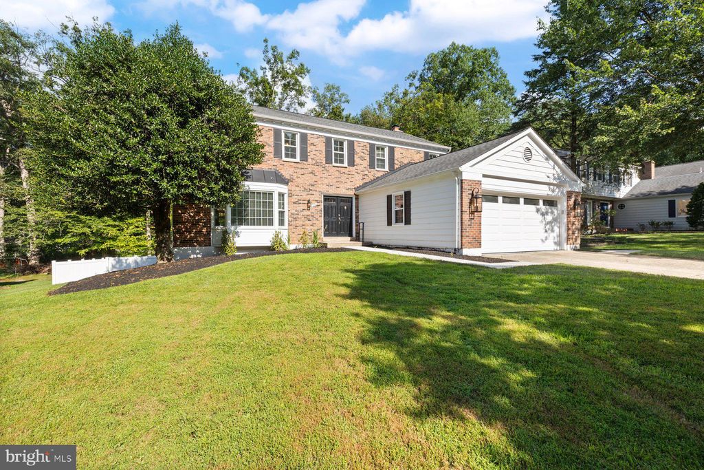 Photo of 9368 Tovito Drive, FAIRFAX, VA 22031 (MLS # VAFX2277222)