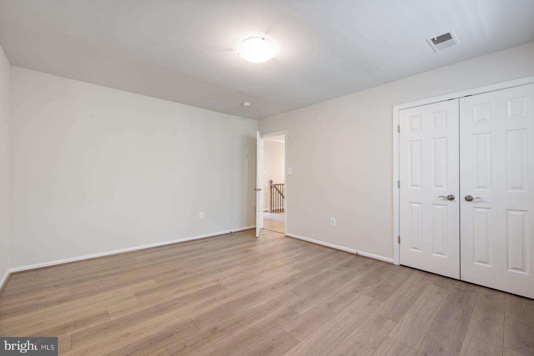 STOCKBRIDGE - Residential