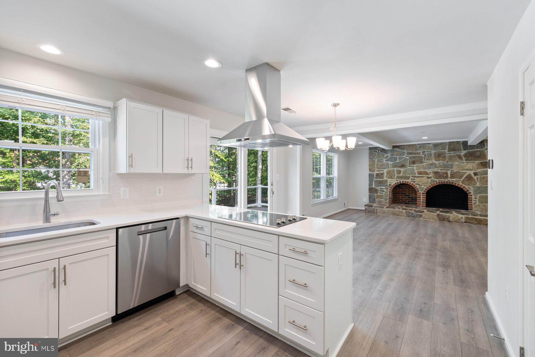 STOCKBRIDGE - Residential