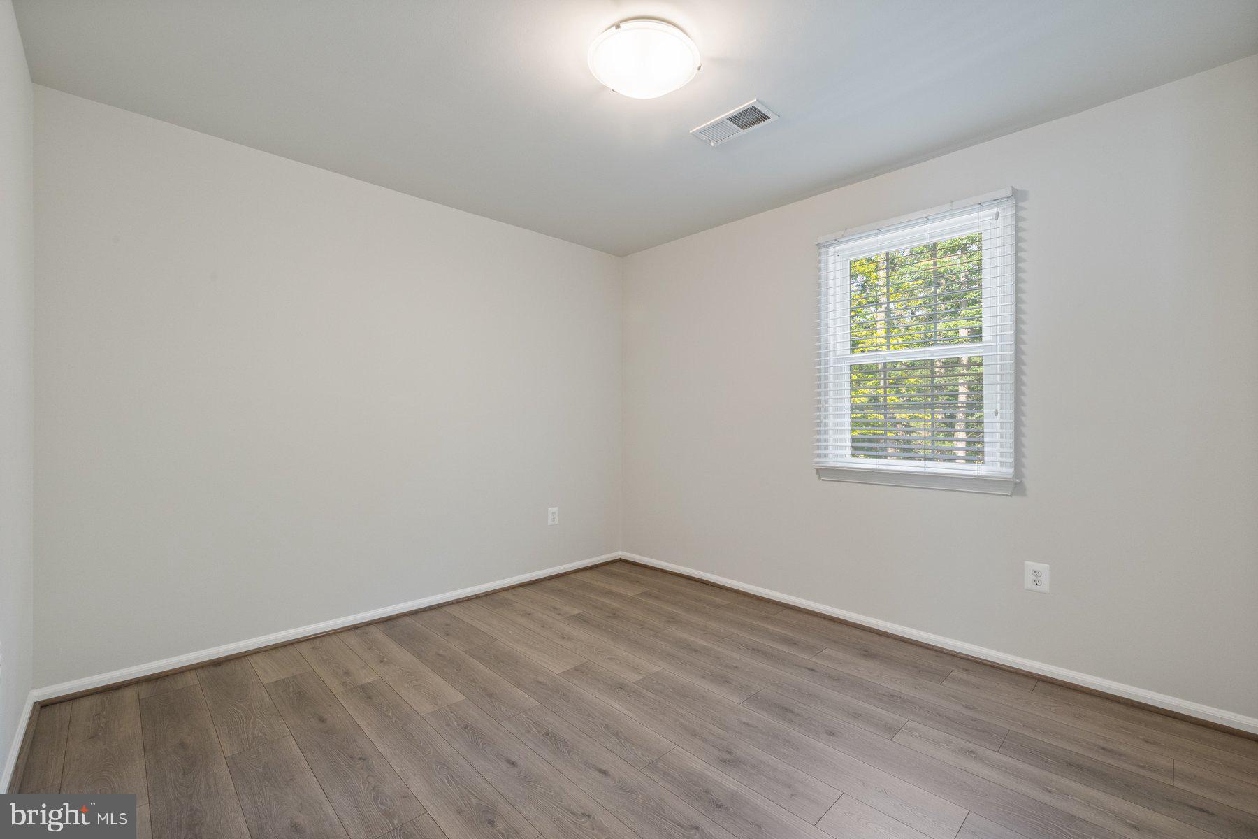 STOCKBRIDGE - Residential