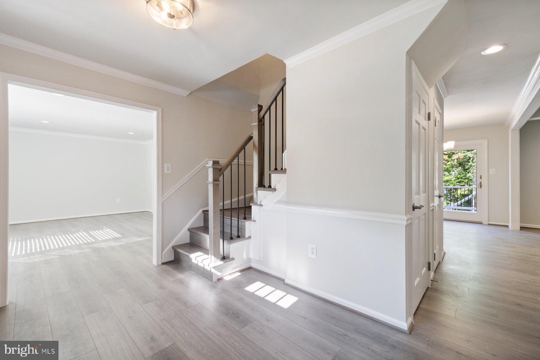 STOCKBRIDGE - Residential