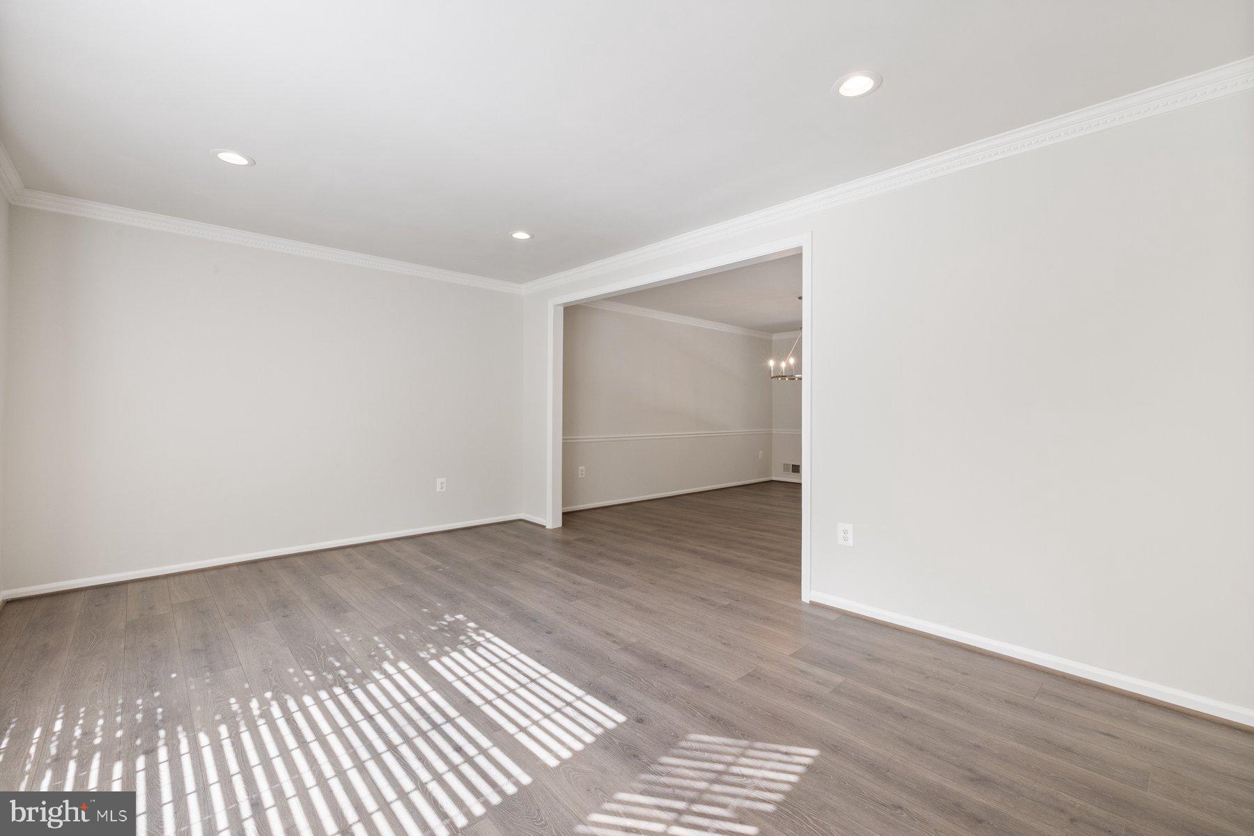 STOCKBRIDGE - Residential