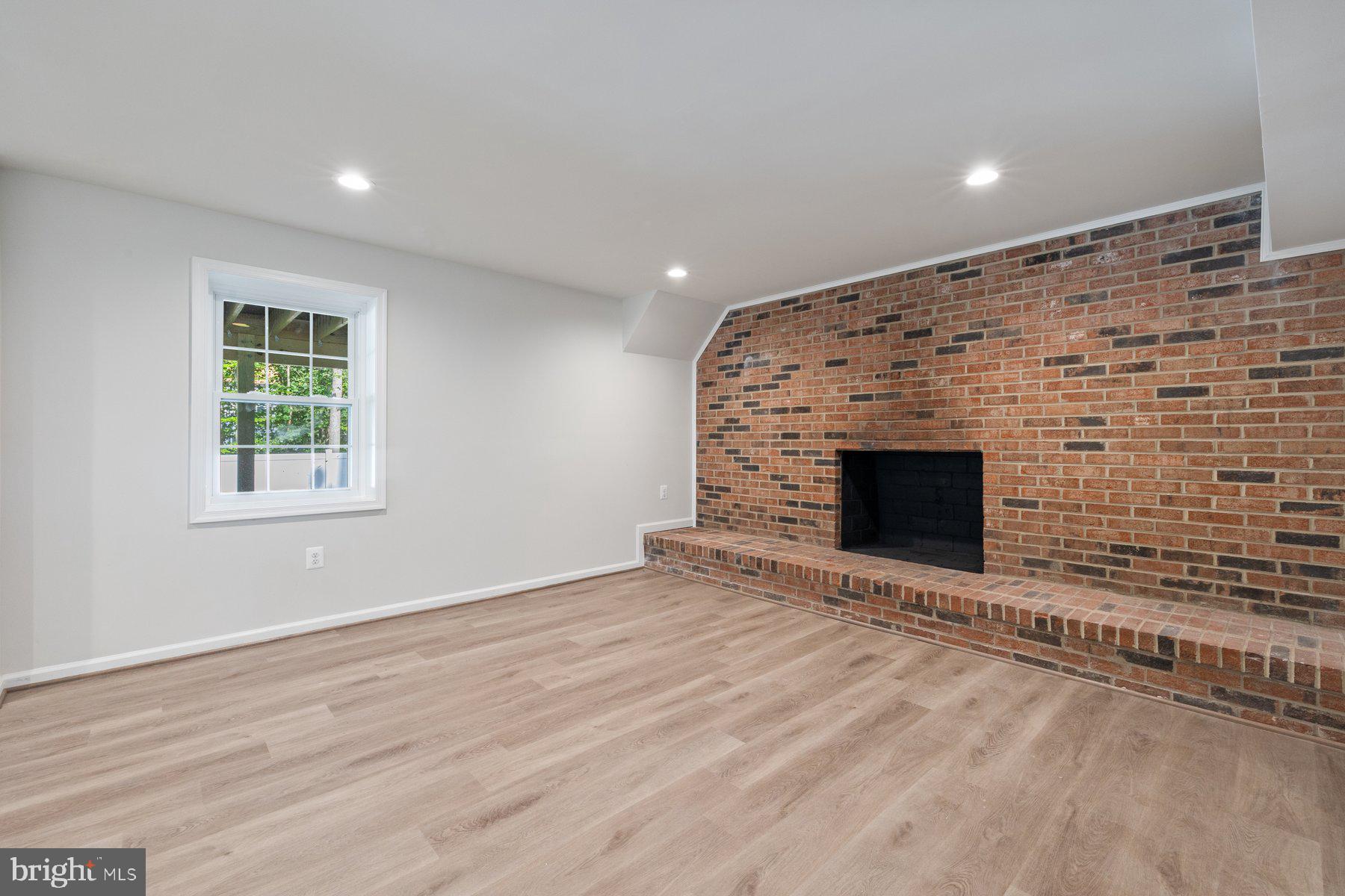 STOCKBRIDGE - Residential