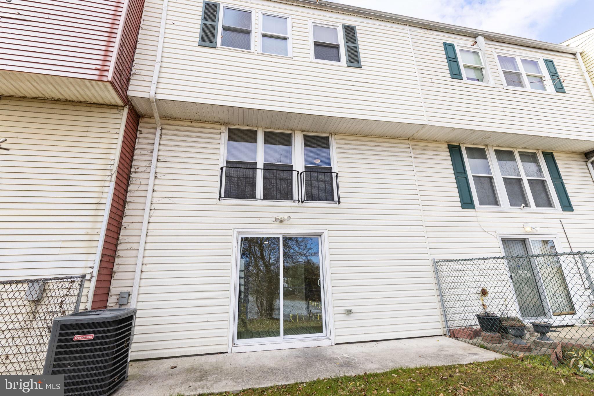 WATER GATE - Residential