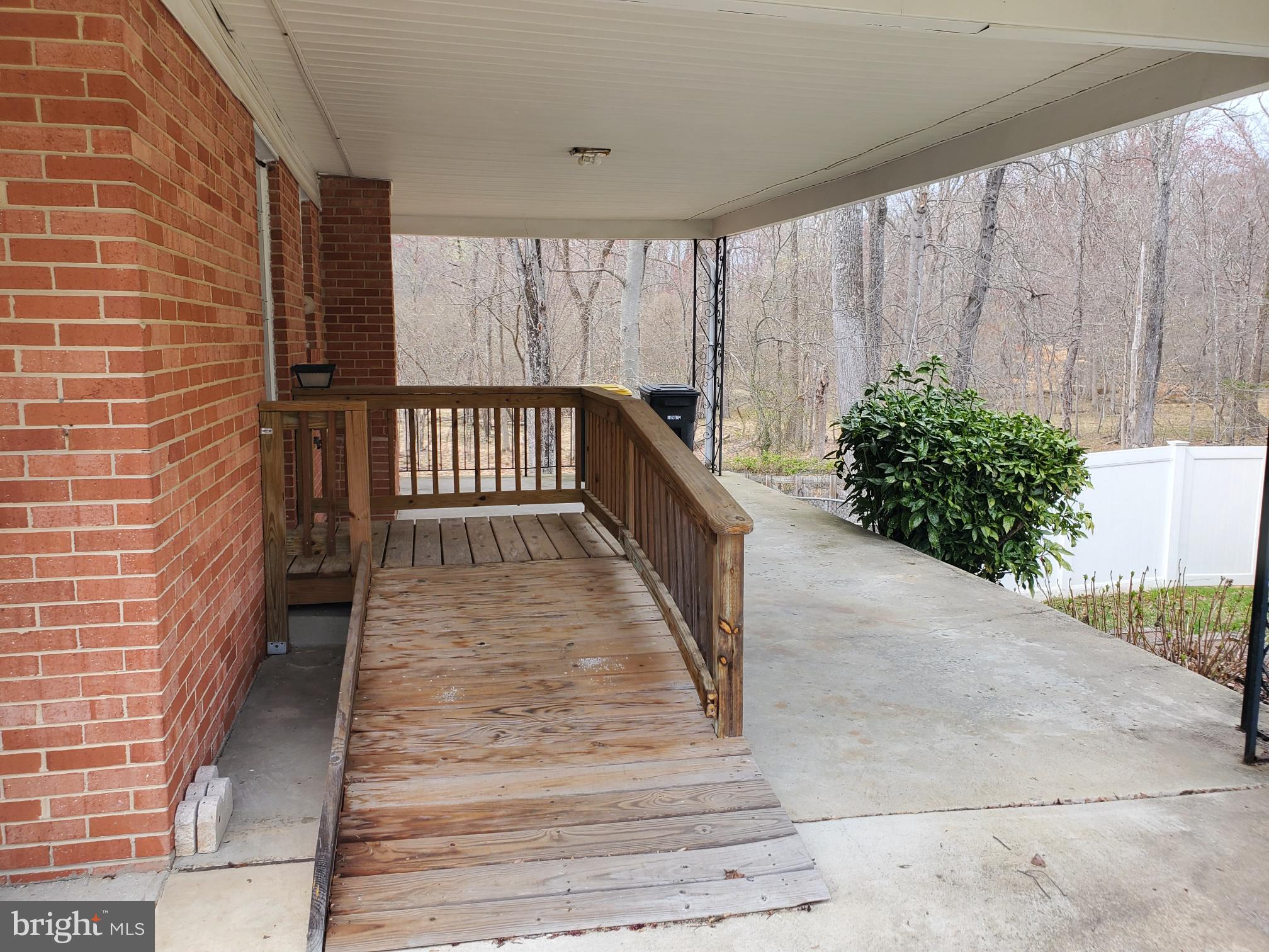 9706 GREEN APPLE TURN