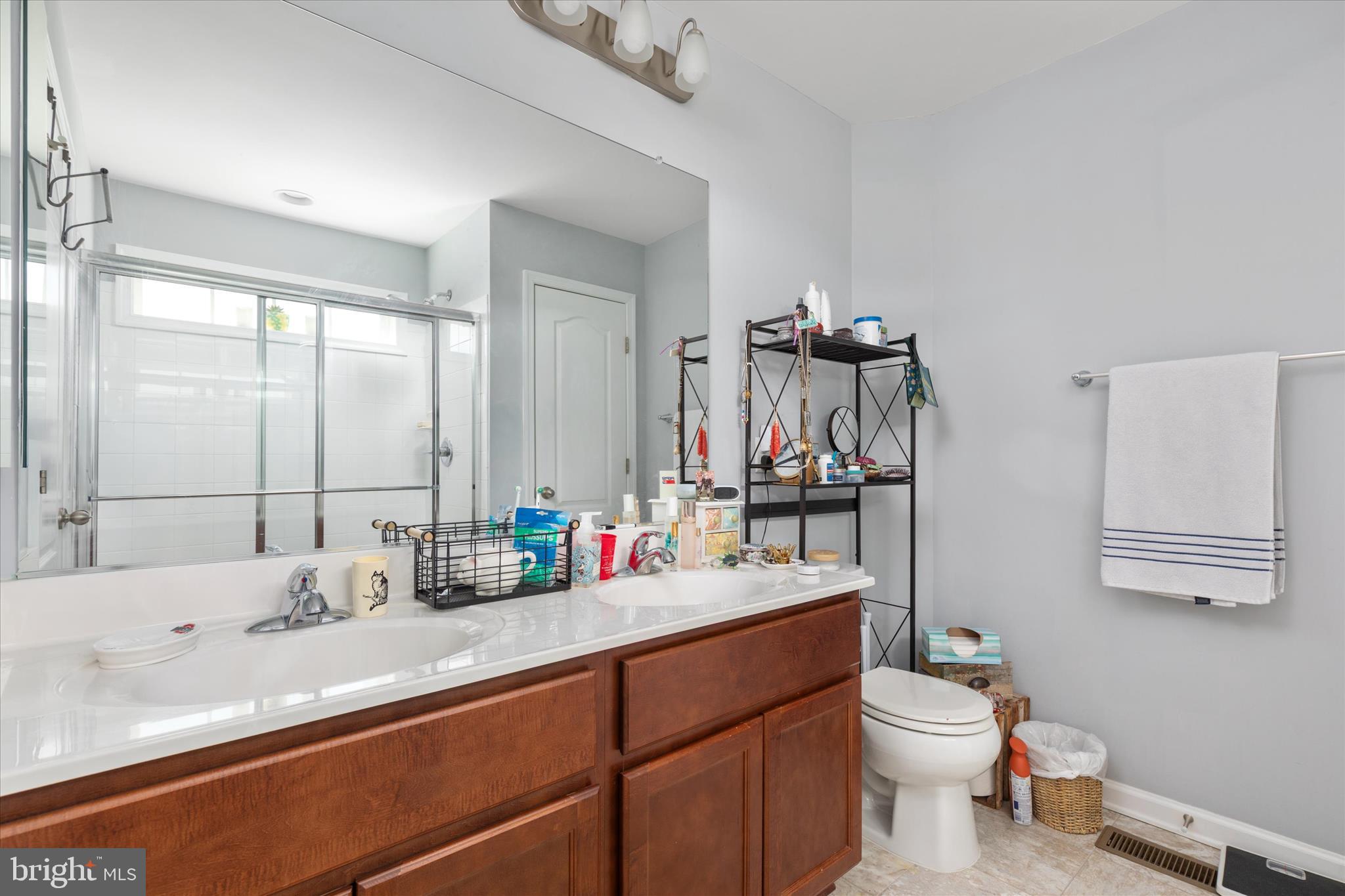 LAKE HOLIDAY ESTATES - Residential