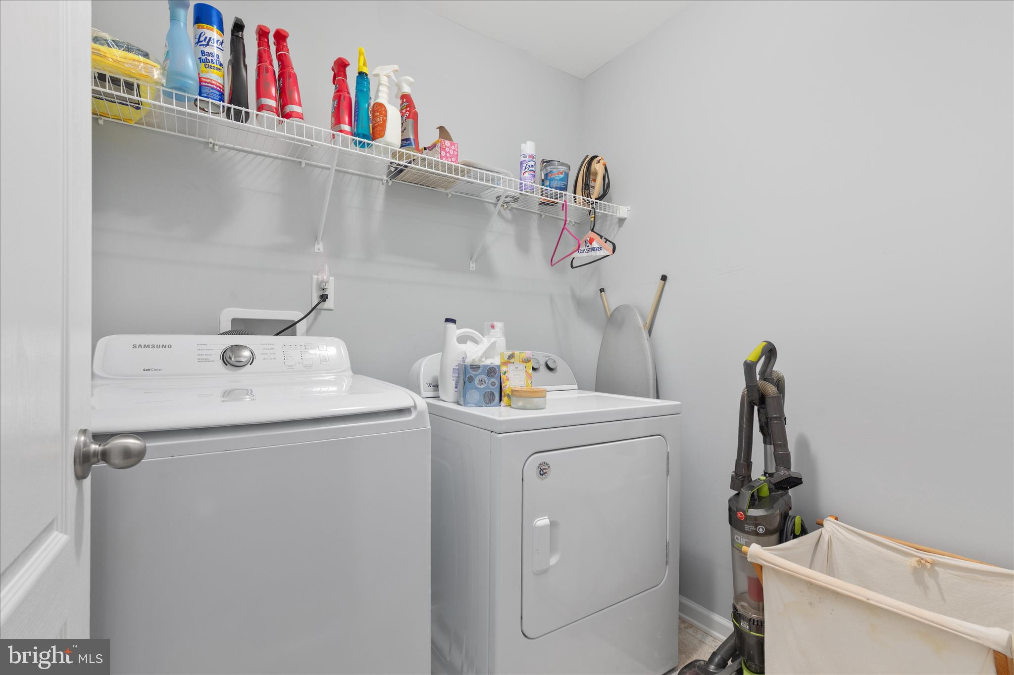 LAKE HOLIDAY ESTATES - Residential