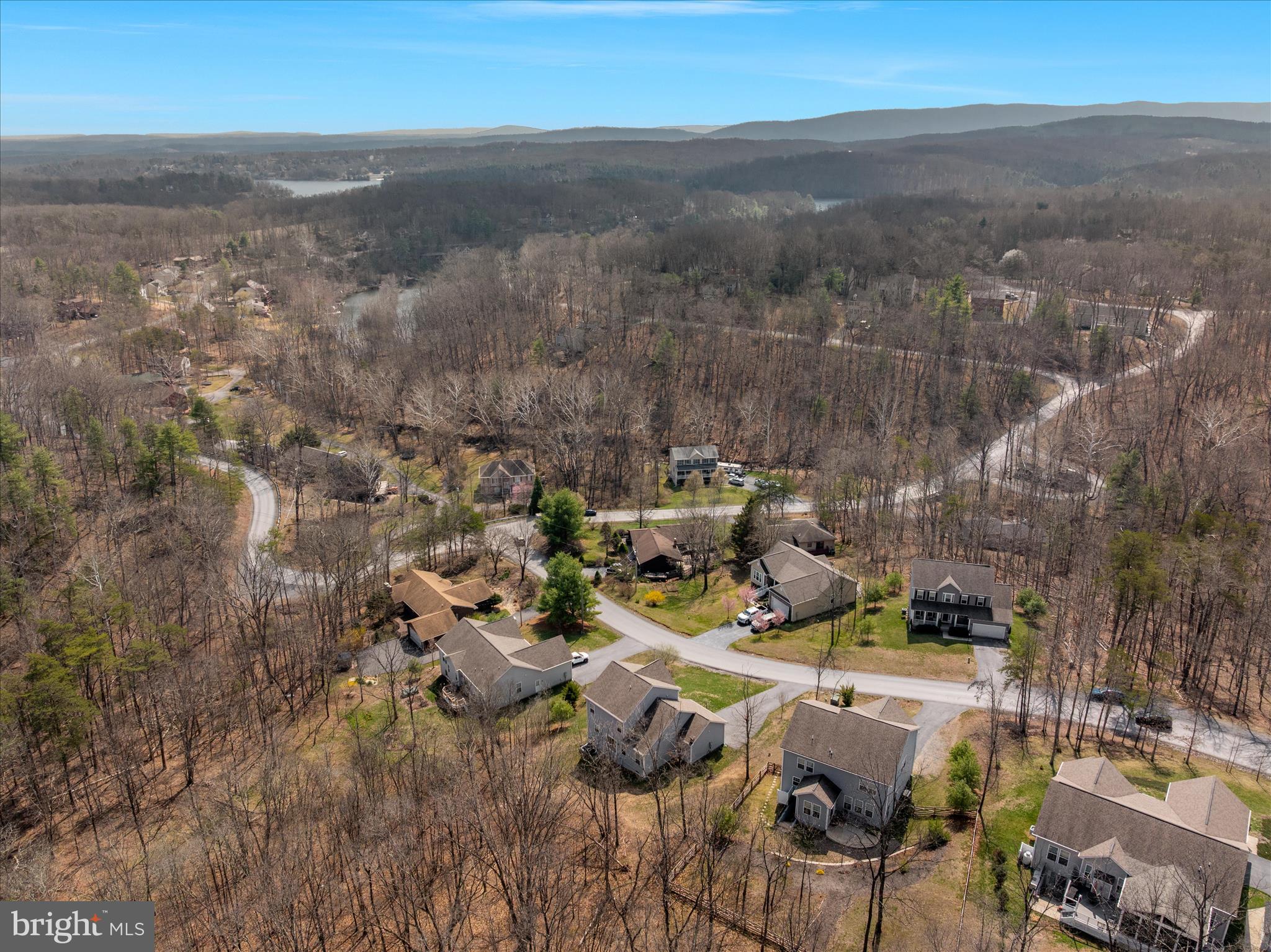 LAKE HOLIDAY ESTATES - Residential