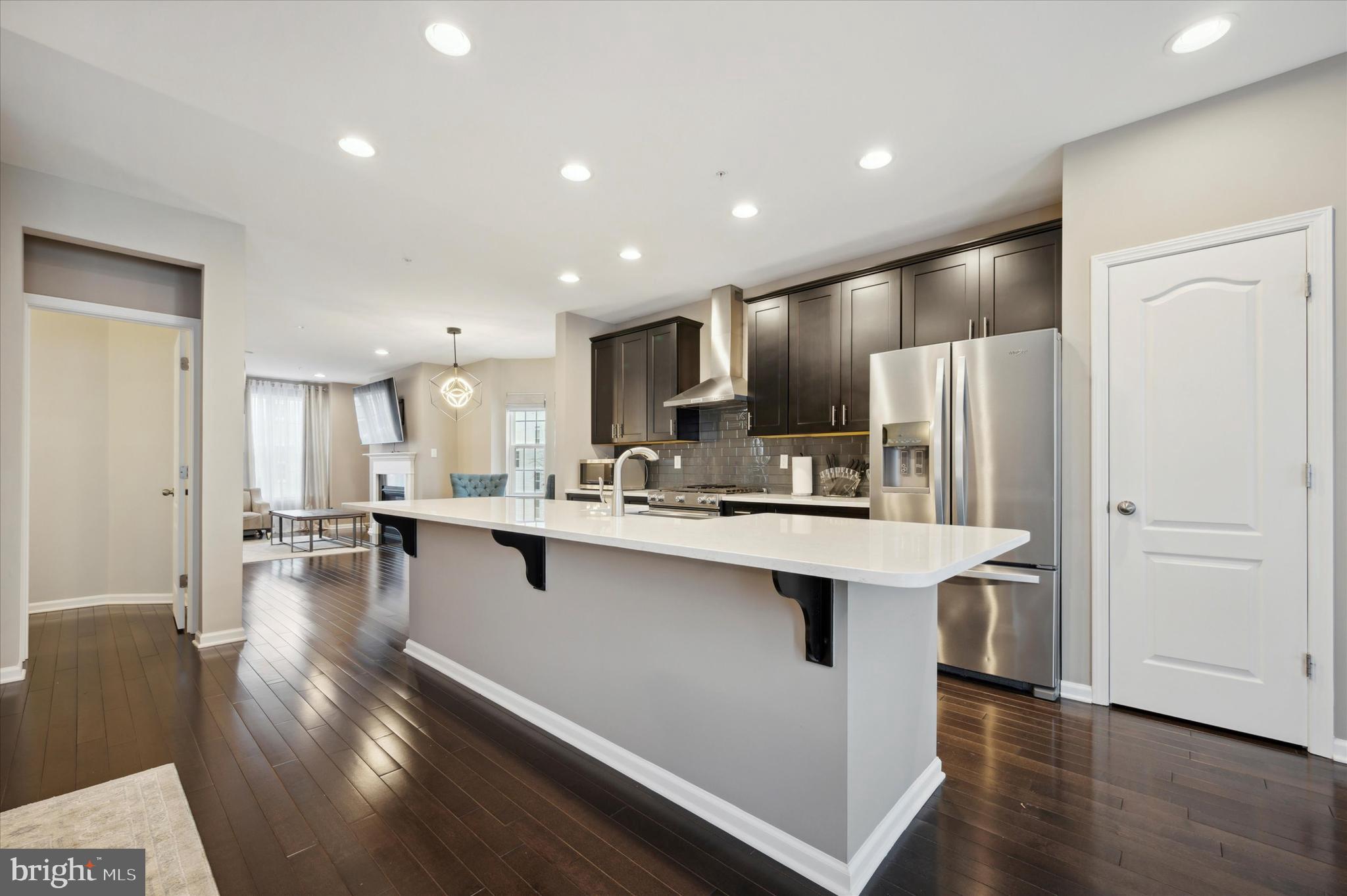 HIGH GROVE - Residential Lease