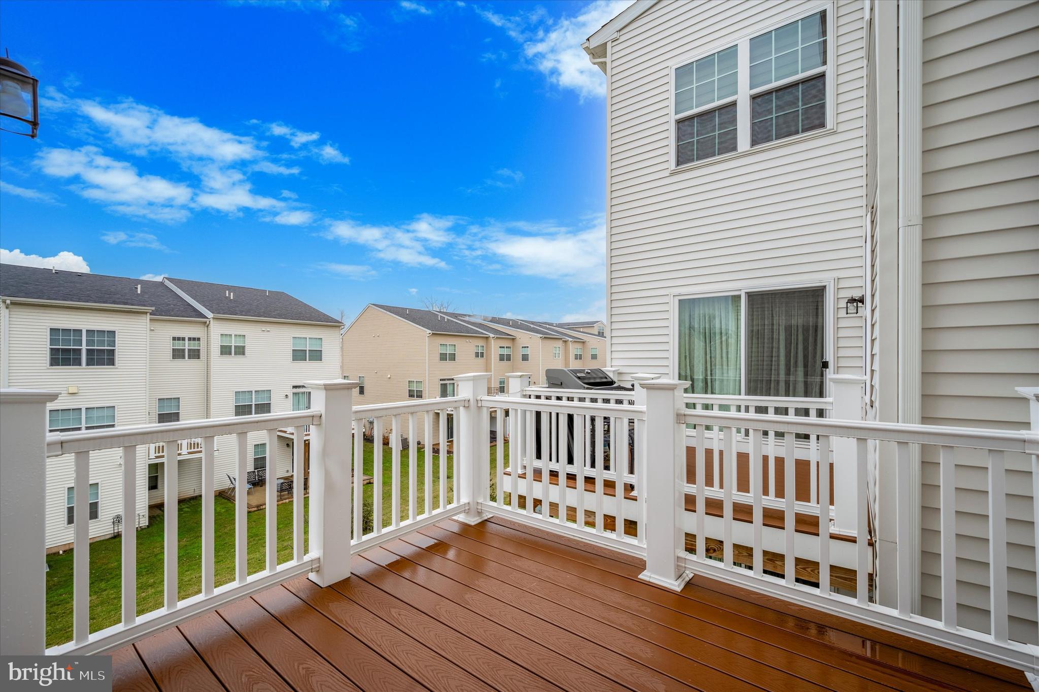 HIGH GROVE - Residential Lease