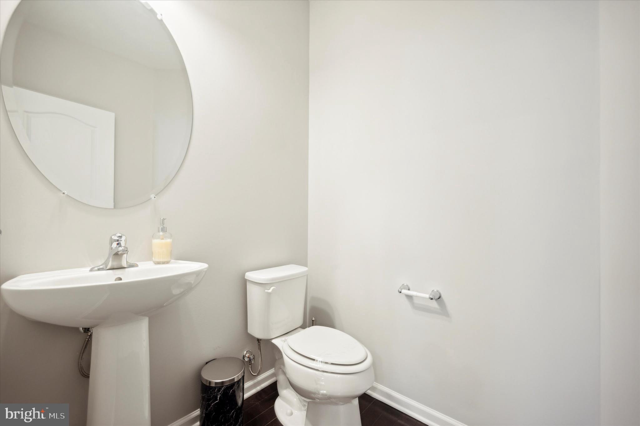 HIGH GROVE - Residential Lease