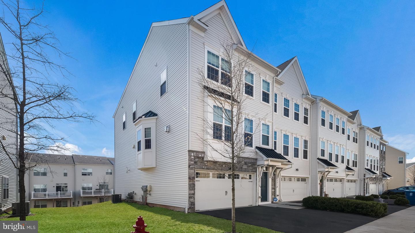 HIGH GROVE - Residential Lease