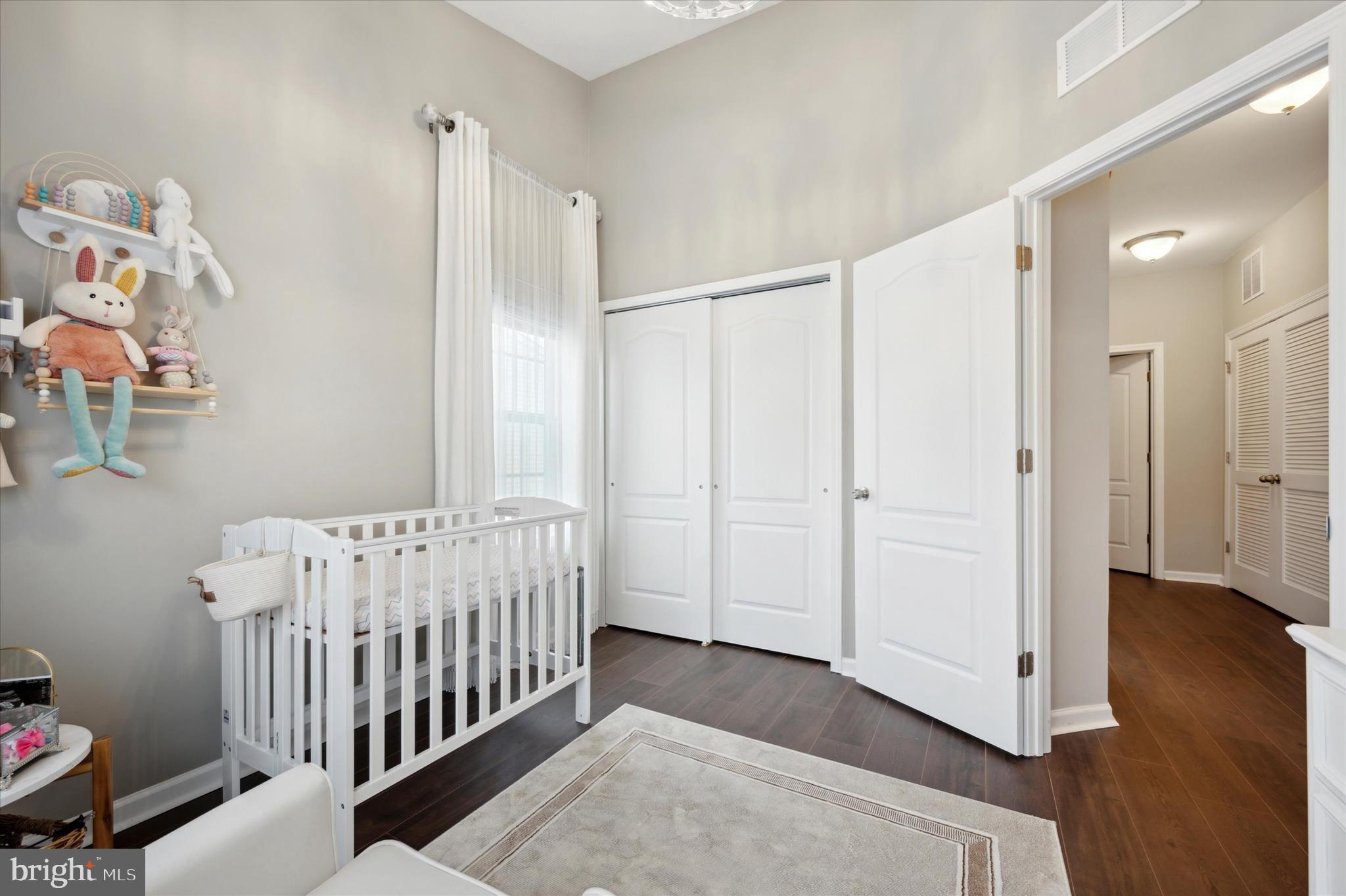 HIGH GROVE - Residential Lease