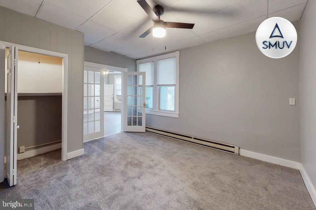 CHARLES VILLAGE - Residential Lease