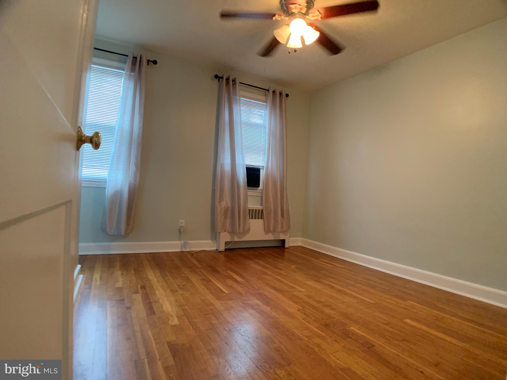 VIOLETVILLE - Residential Lease