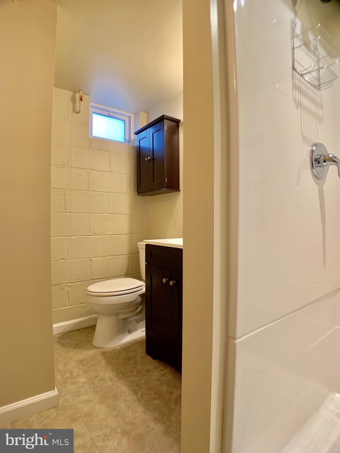 VIOLETVILLE - Residential Lease