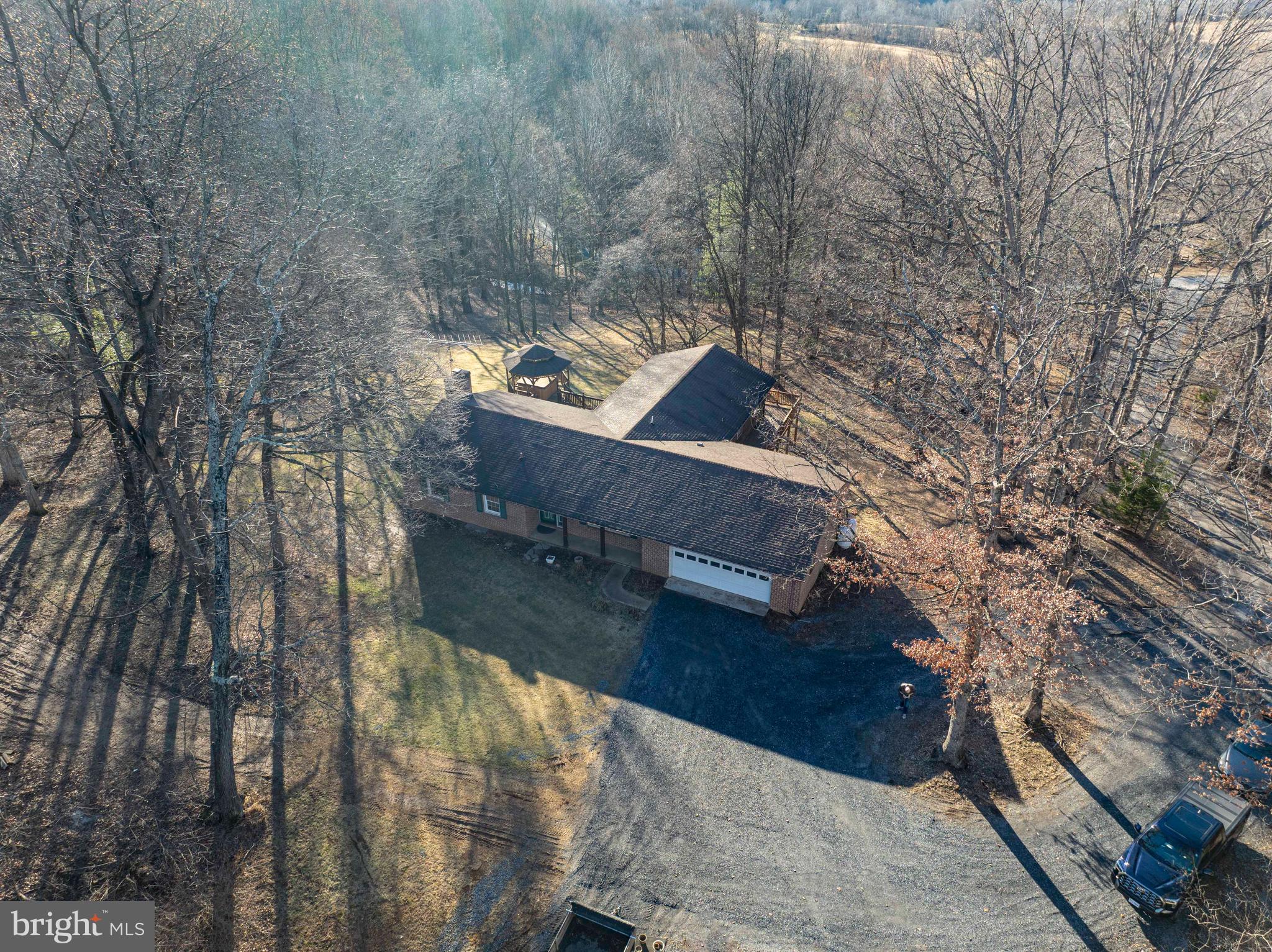 SKYLINE FOREST - Residential