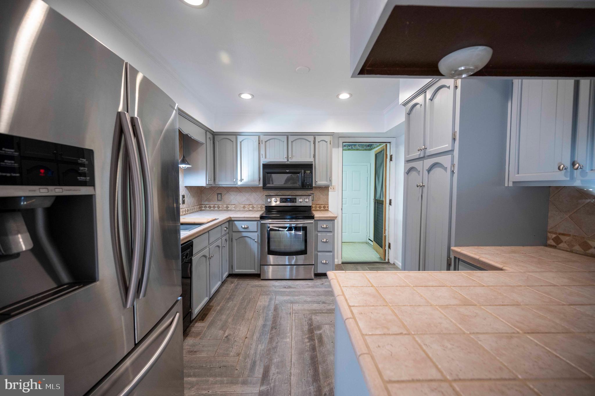 SKYLINE FOREST - Residential