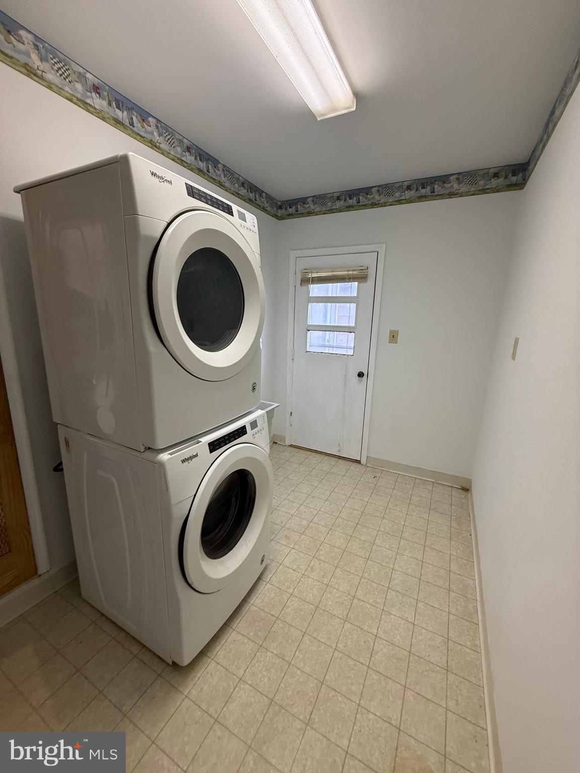 SKYLINE FOREST - Residential