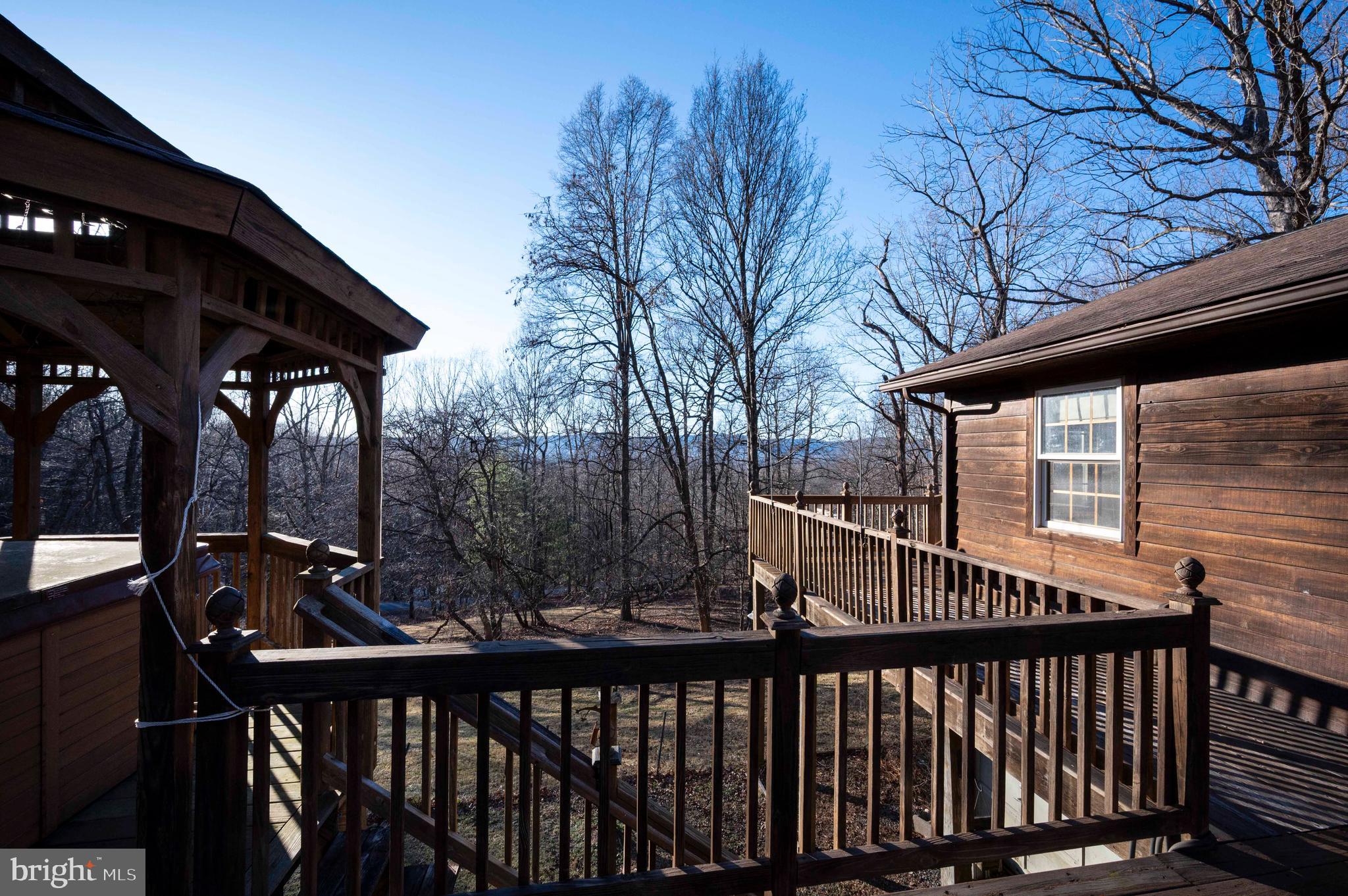 SKYLINE FOREST - Residential