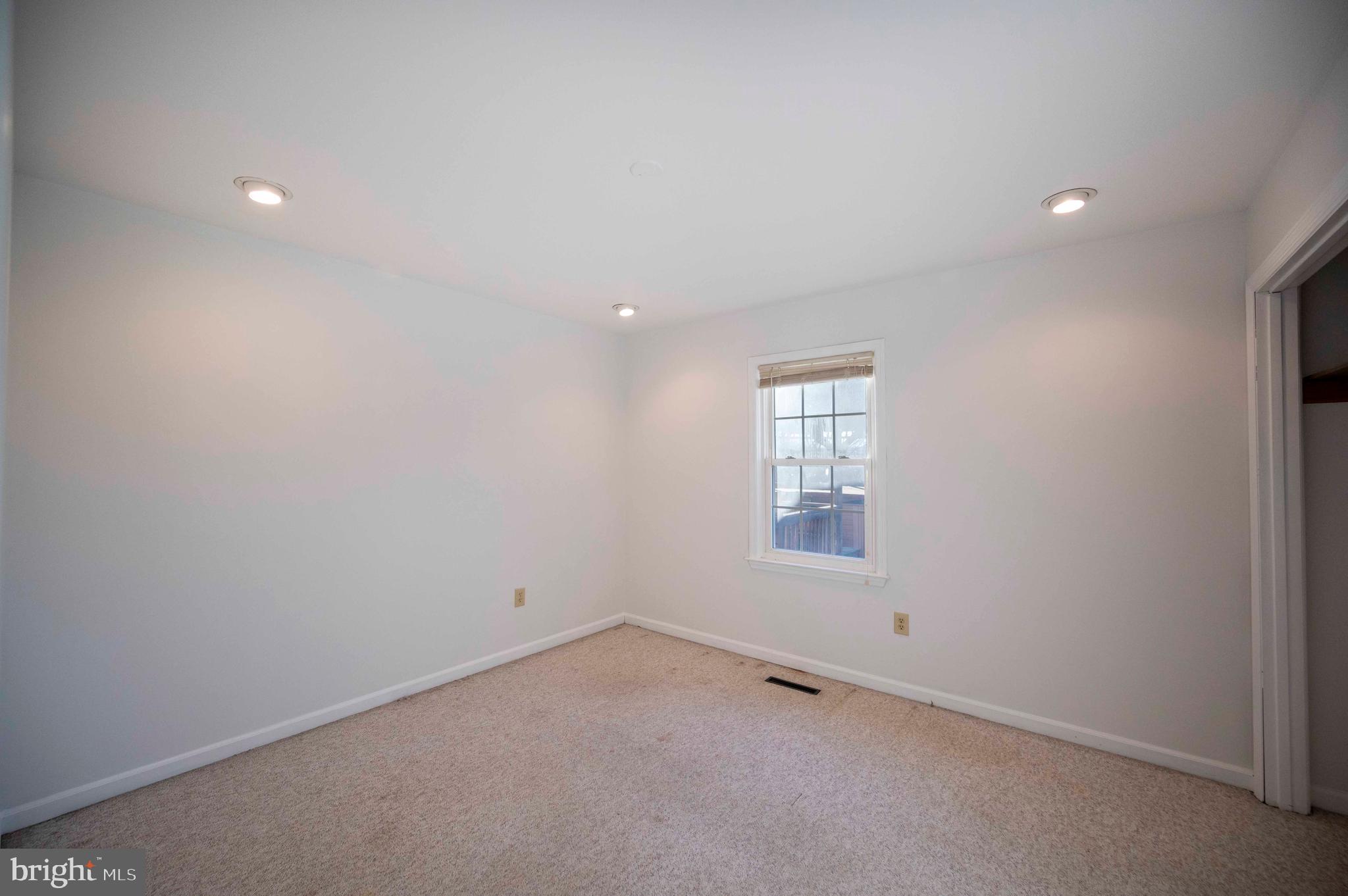 SKYLINE FOREST - Residential