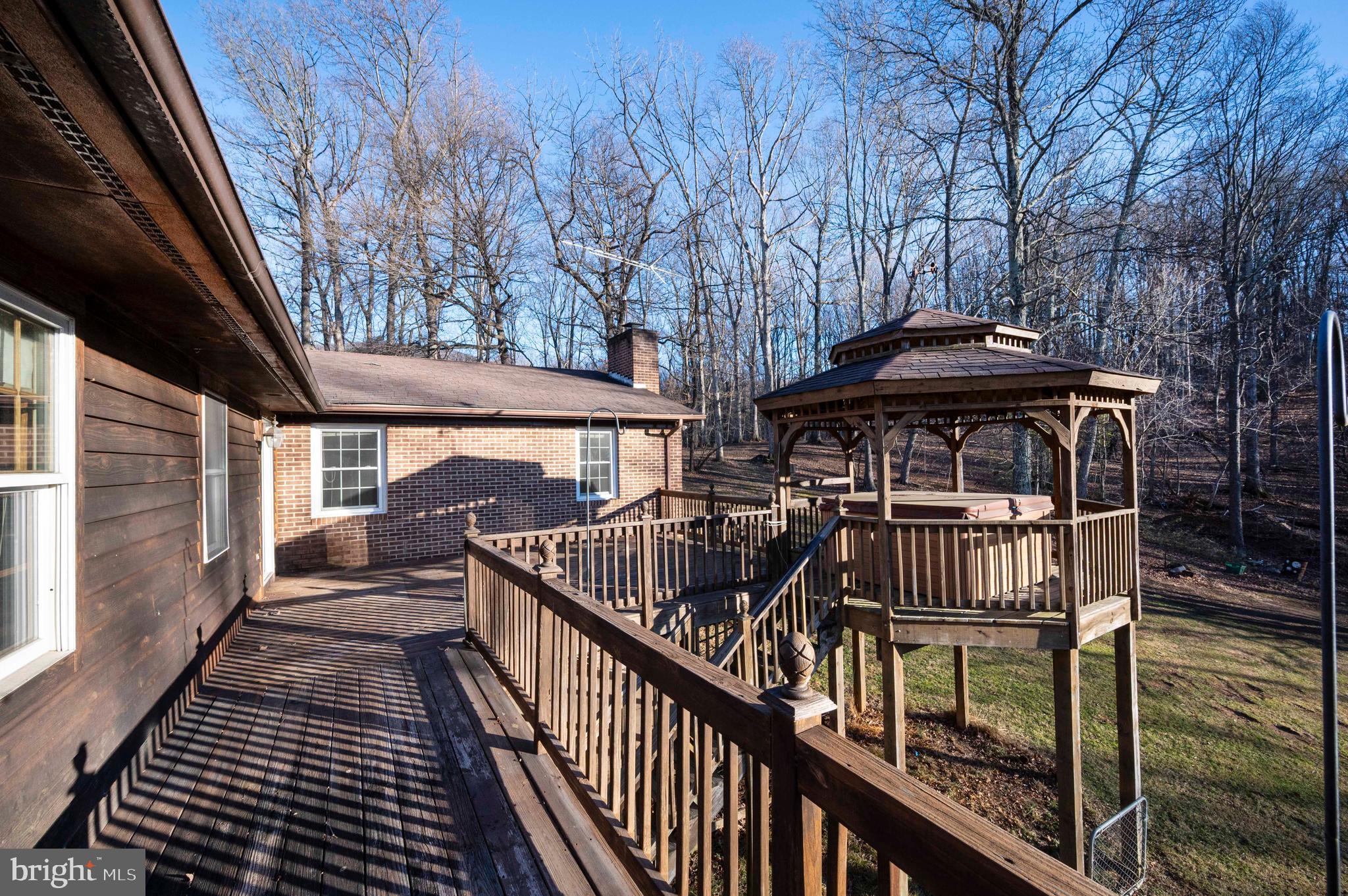 SKYLINE FOREST - Residential