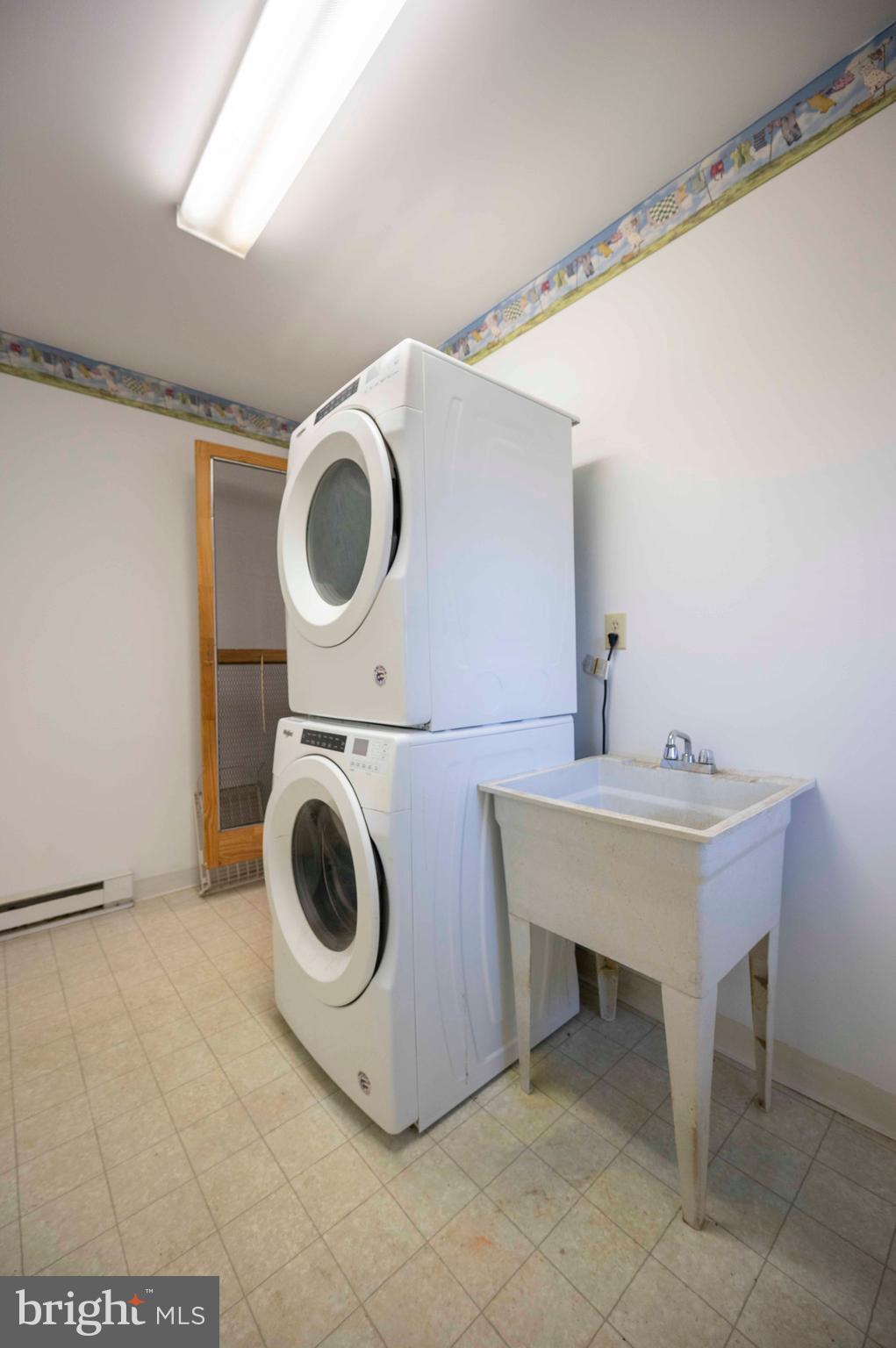 SKYLINE FOREST - Residential