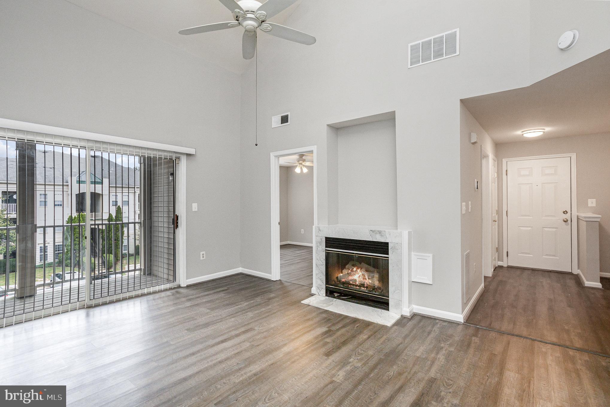 SUMMERHOUSE II CONDO - Residential Lease