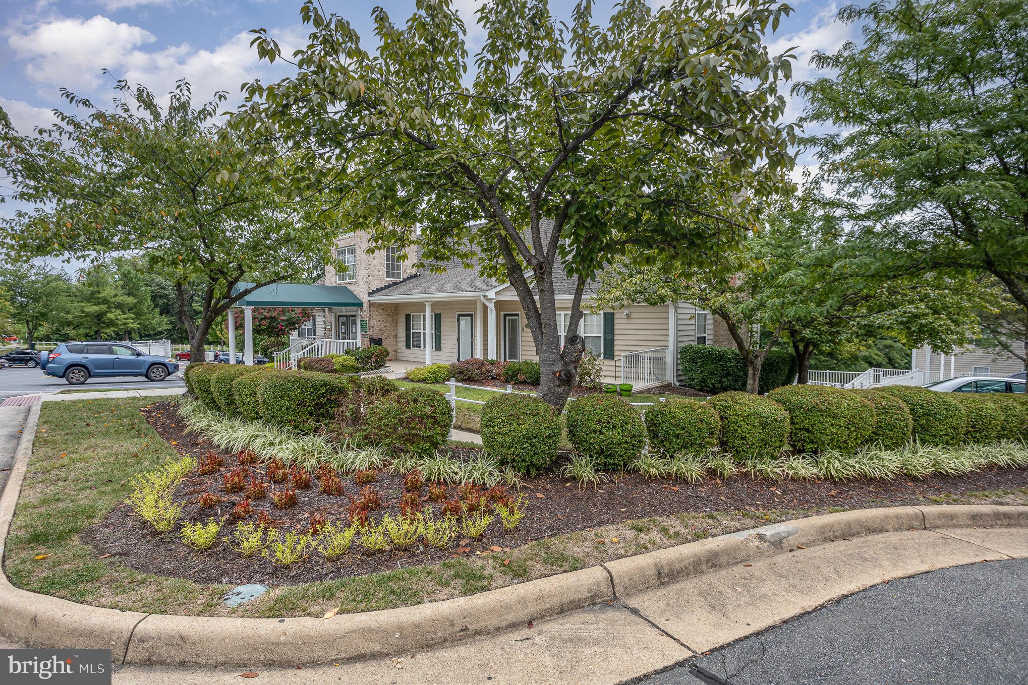 SUMMERHOUSE II CONDO - Residential Lease