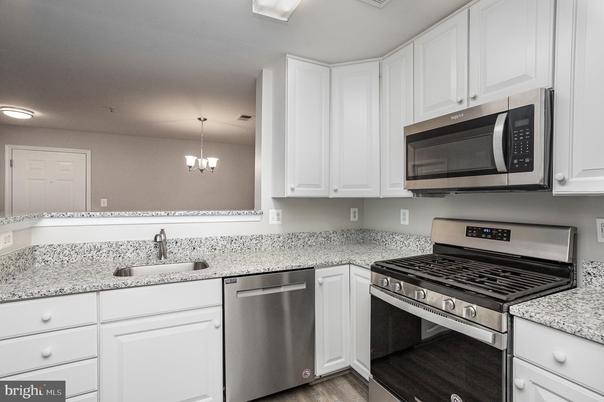 SUMMERHOUSE II CONDO - Residential Lease