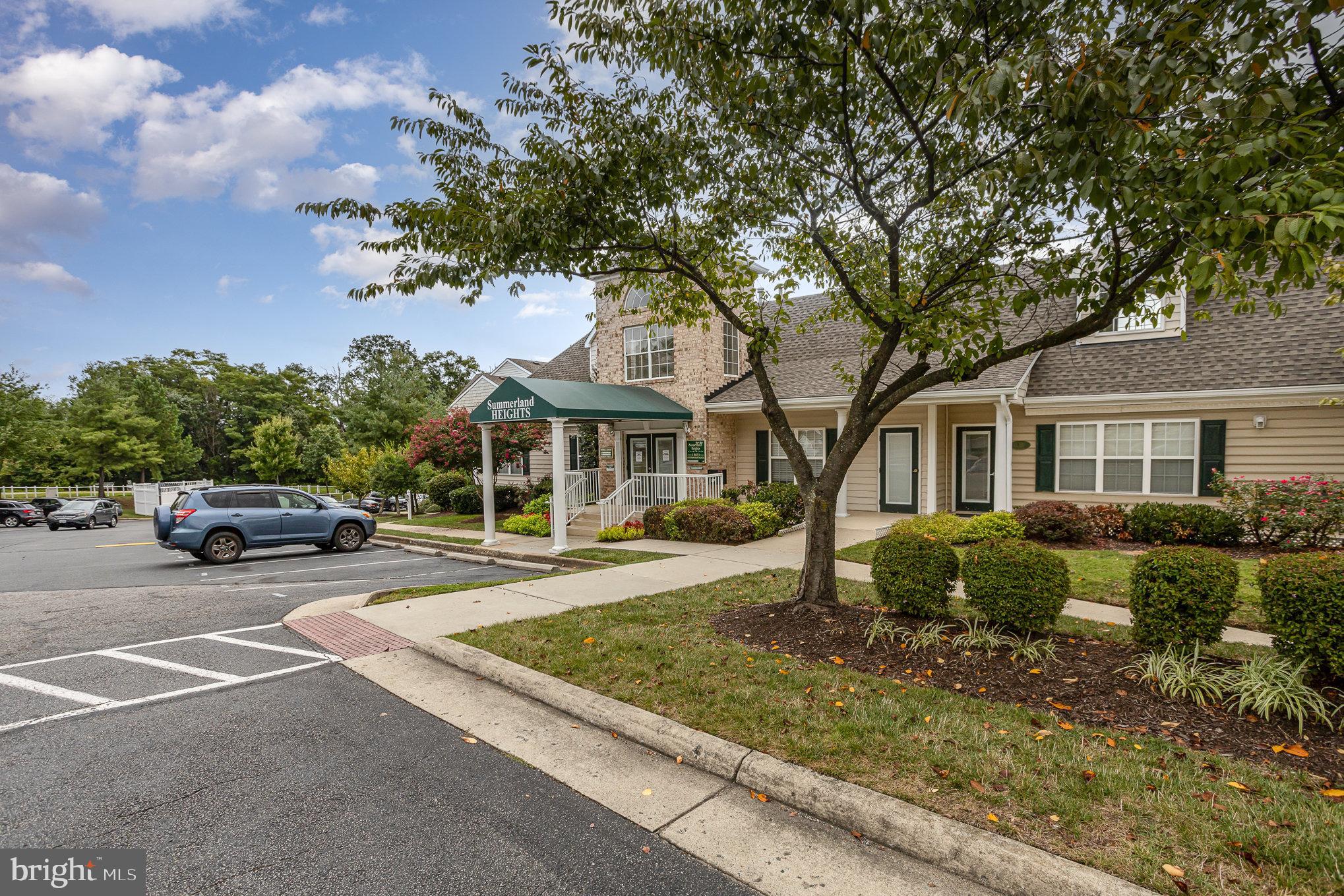 SUMMERHOUSE II CONDO - Residential Lease