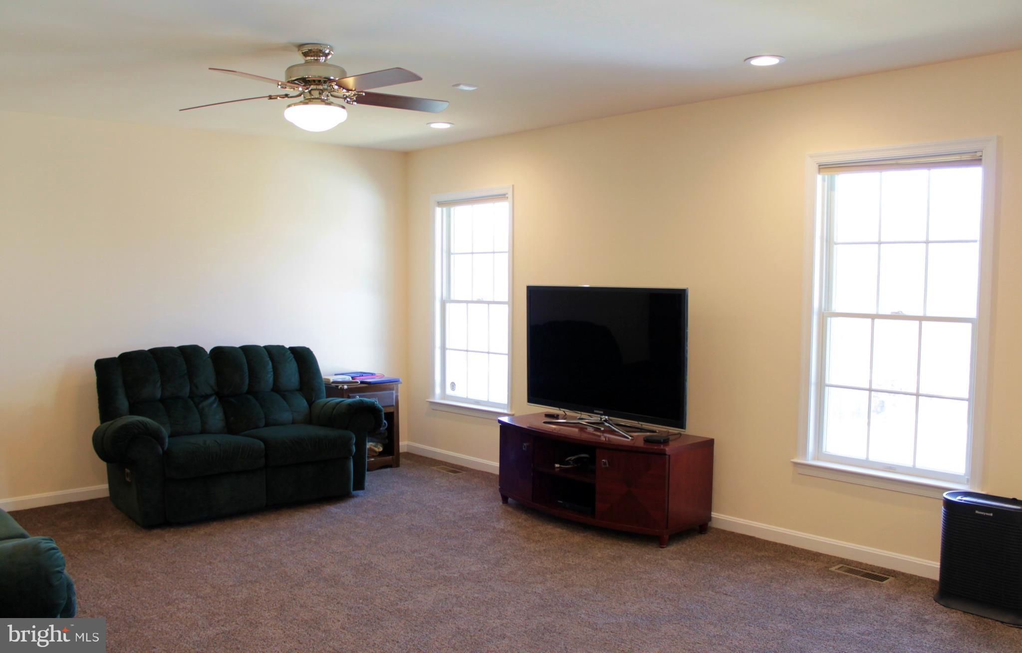 PLEASANT VALLEY - Residential