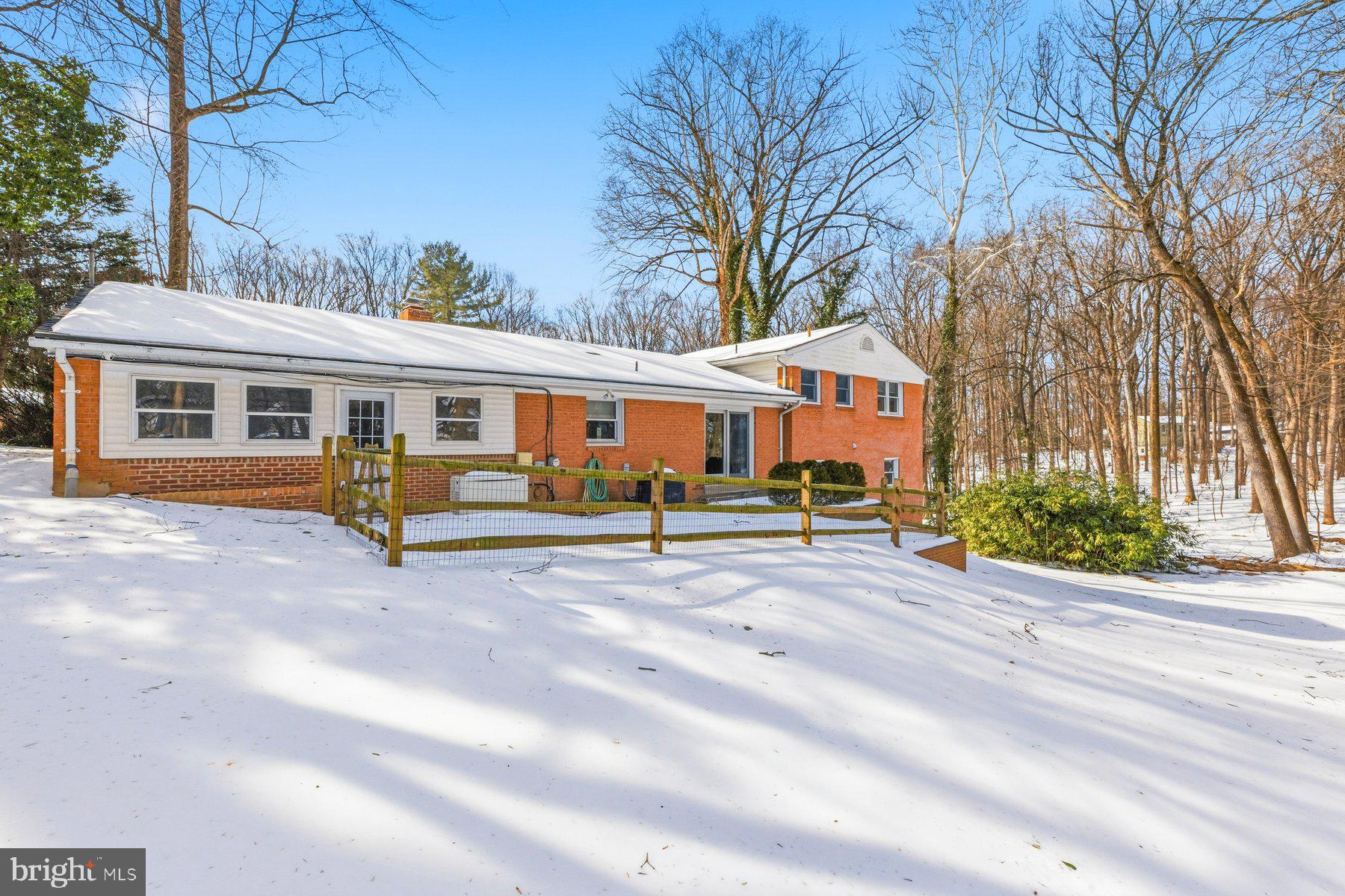 COLESVILLE MANOR - Residential