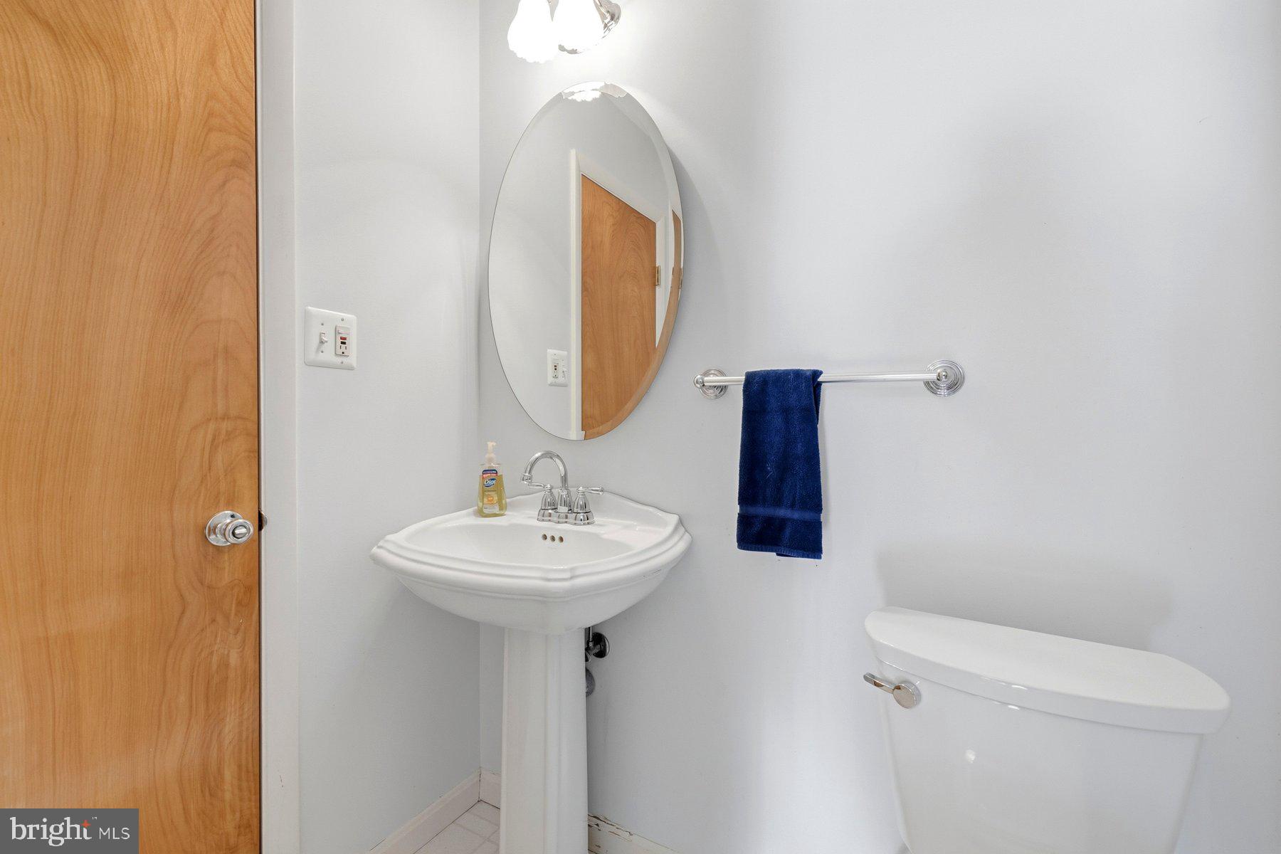 COLESVILLE MANOR - Residential