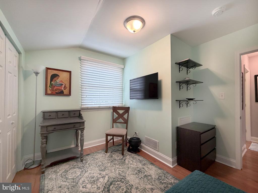 NORRITON EAST - Residential