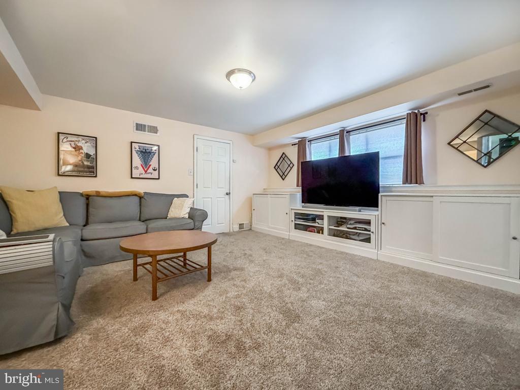 NORRITON EAST - Residential