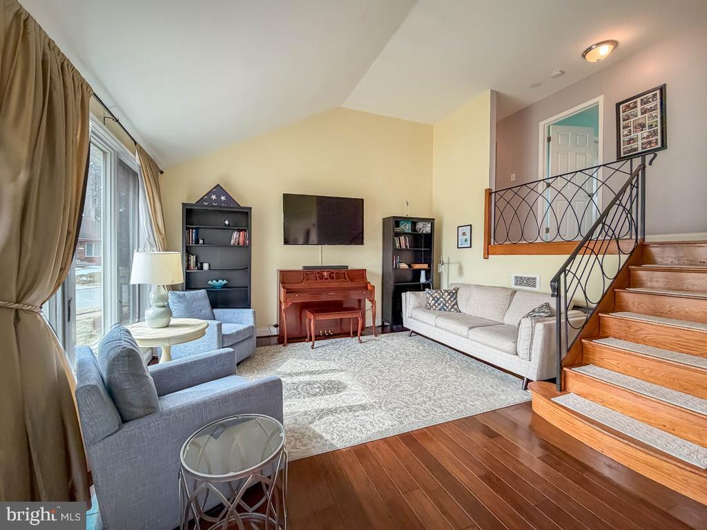 NORRITON EAST - Residential