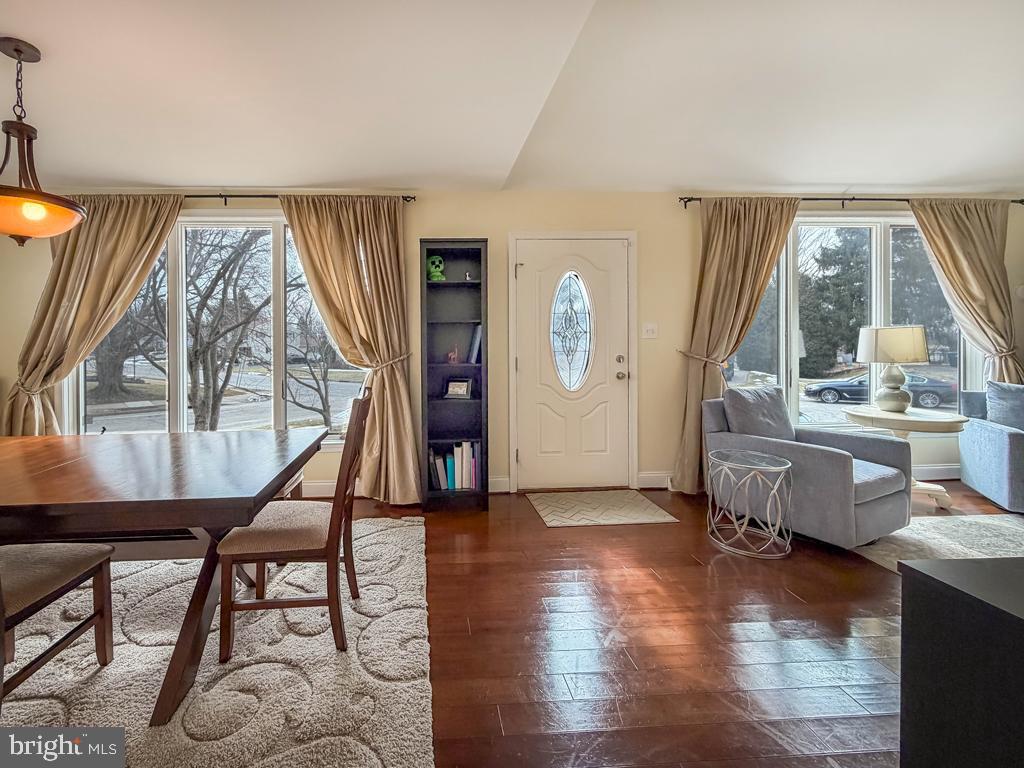 NORRITON EAST - Residential