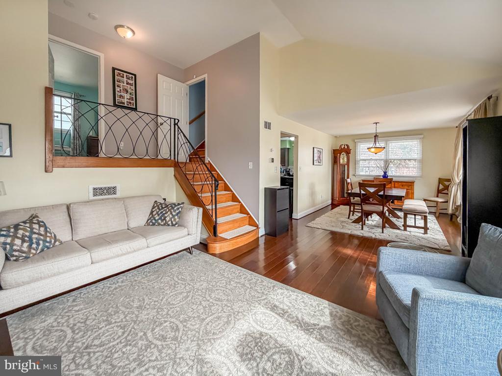 NORRITON EAST - Residential