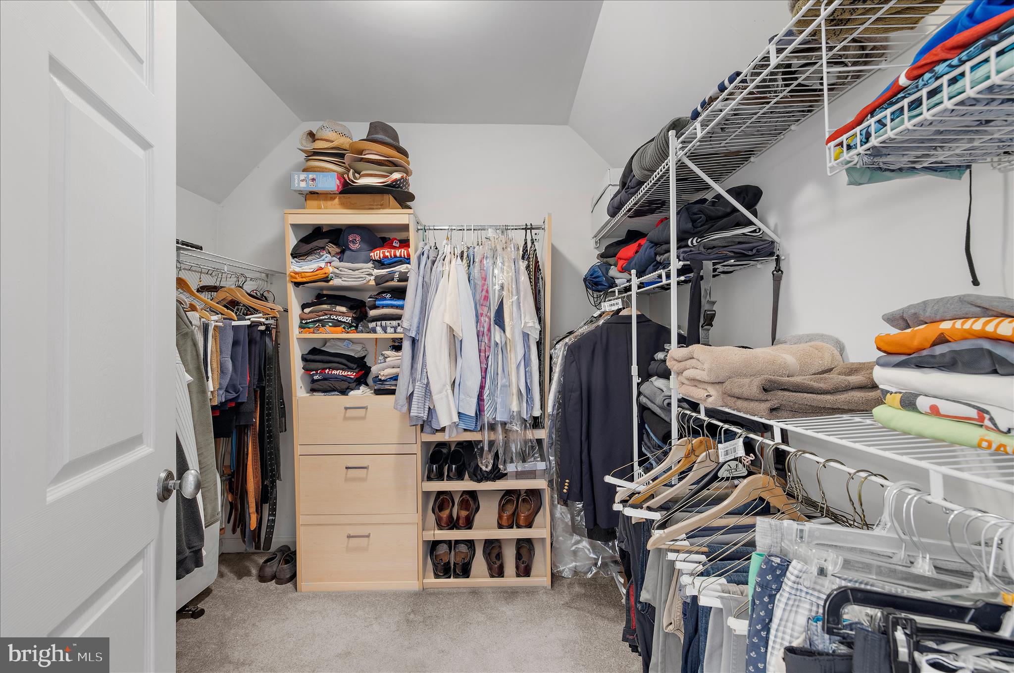 CLIFFORD ESTATES - Residential