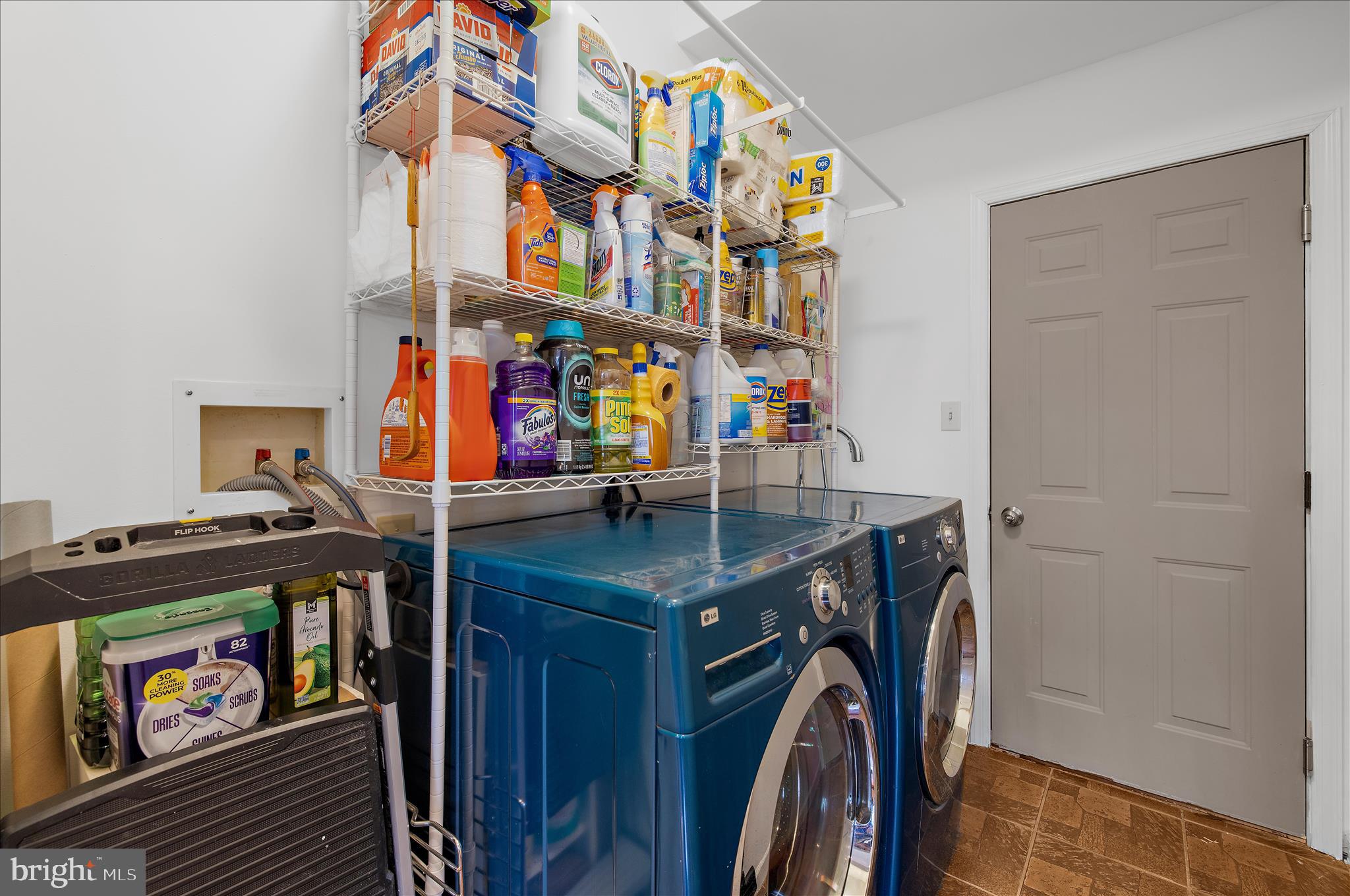 CLIFFORD ESTATES - Residential