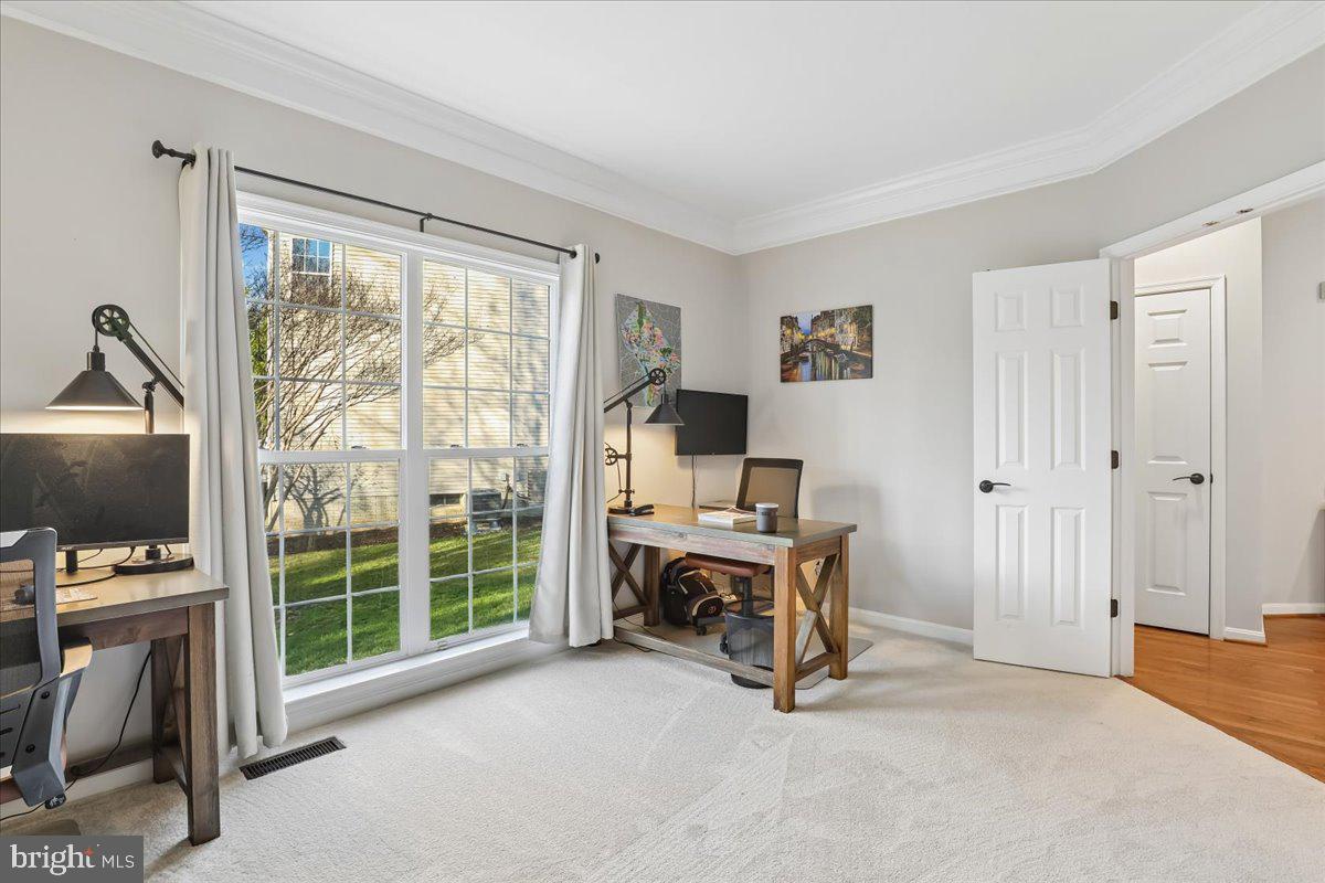 CROSSMAN CREEK - Residential