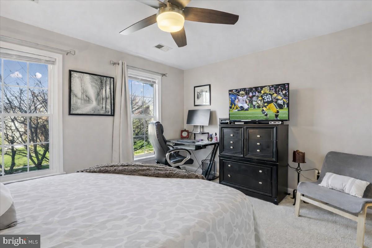 CROSSMAN CREEK - Residential