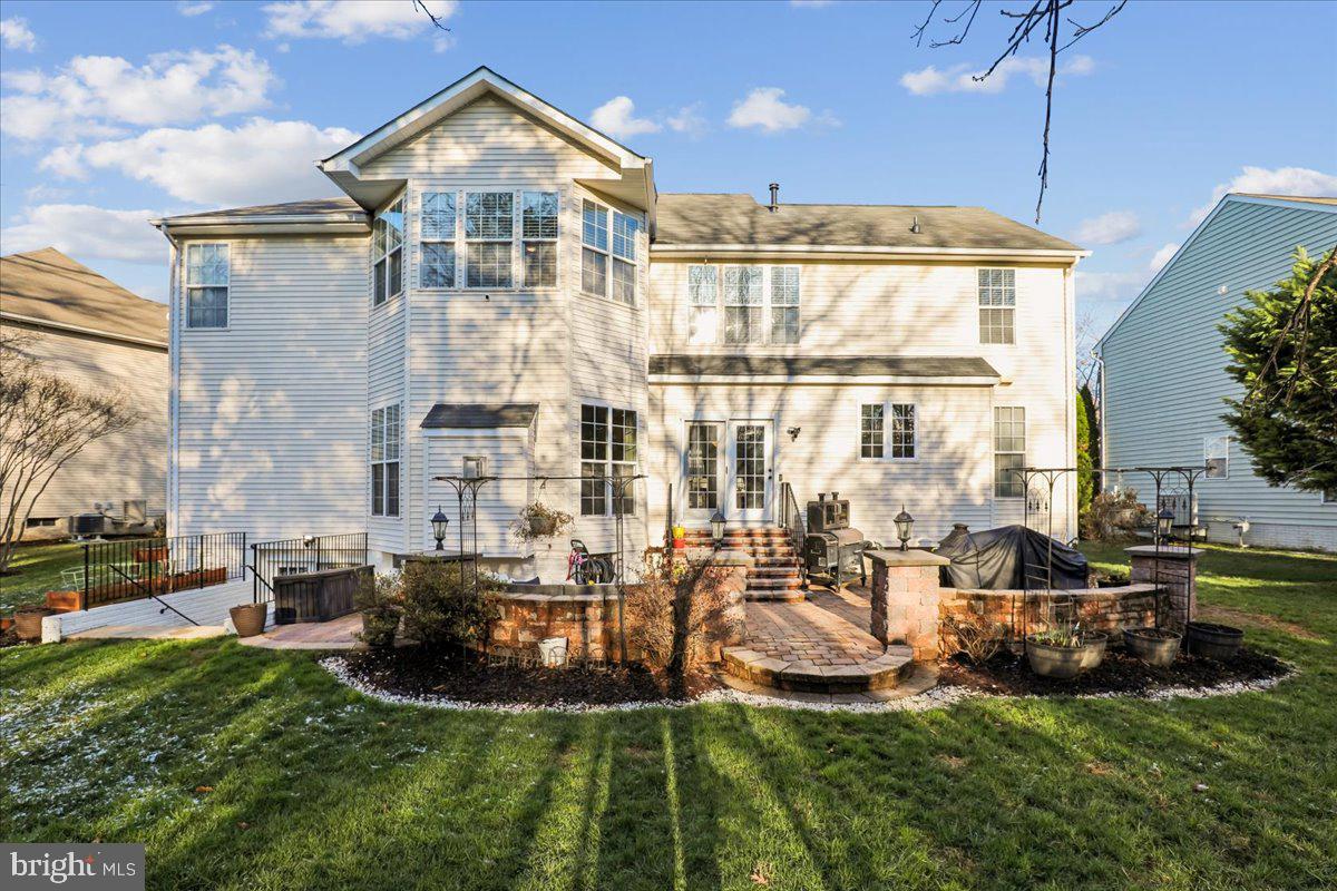 CROSSMAN CREEK - Residential