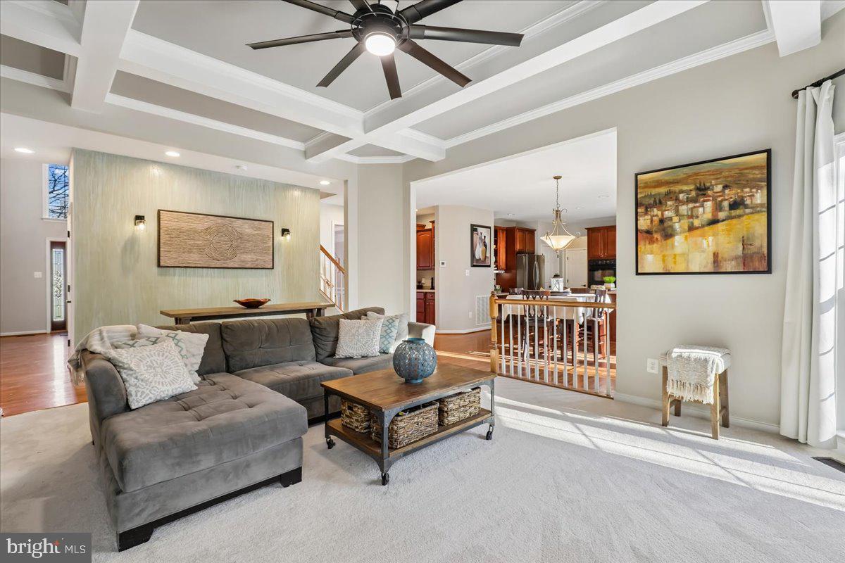 CROSSMAN CREEK - Residential