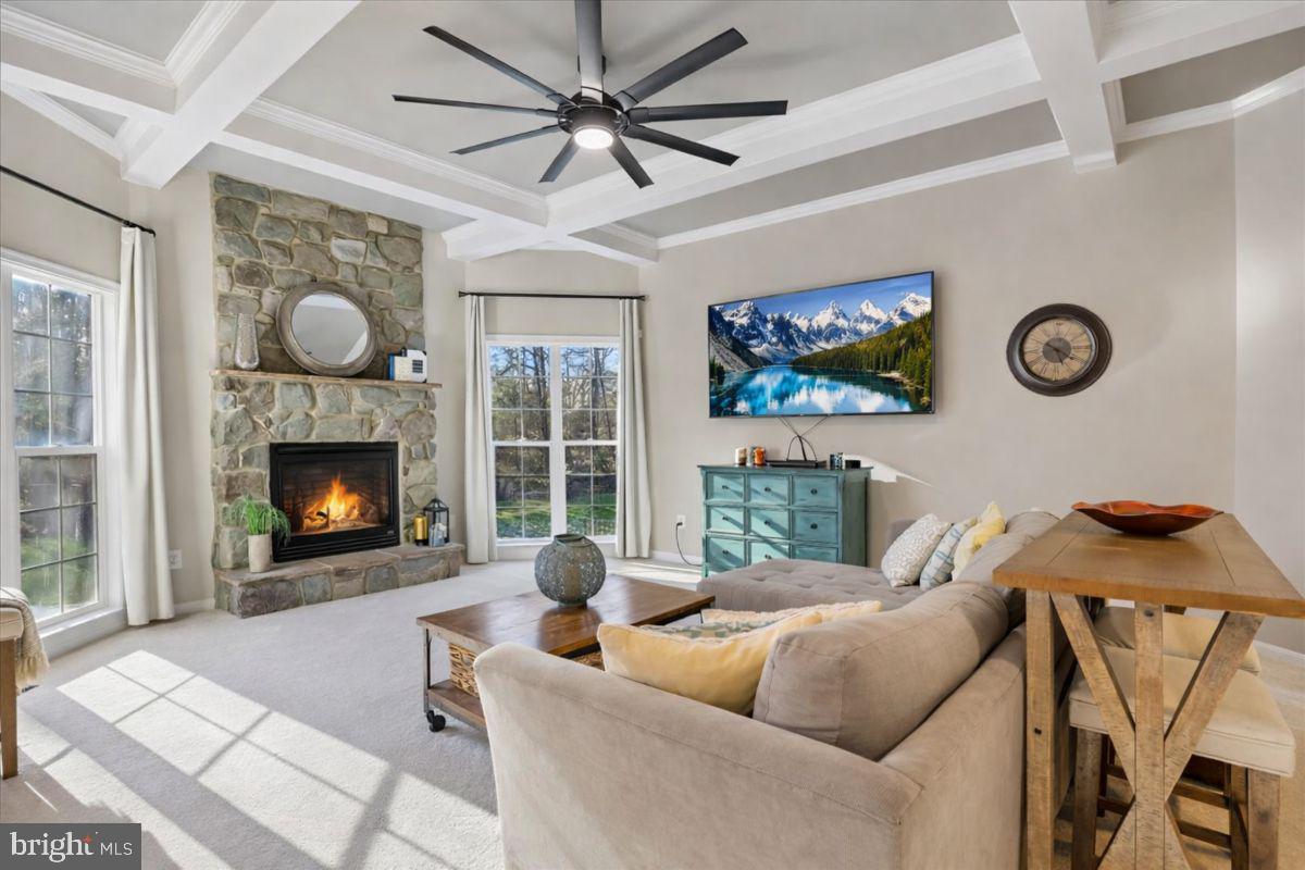 CROSSMAN CREEK - Residential