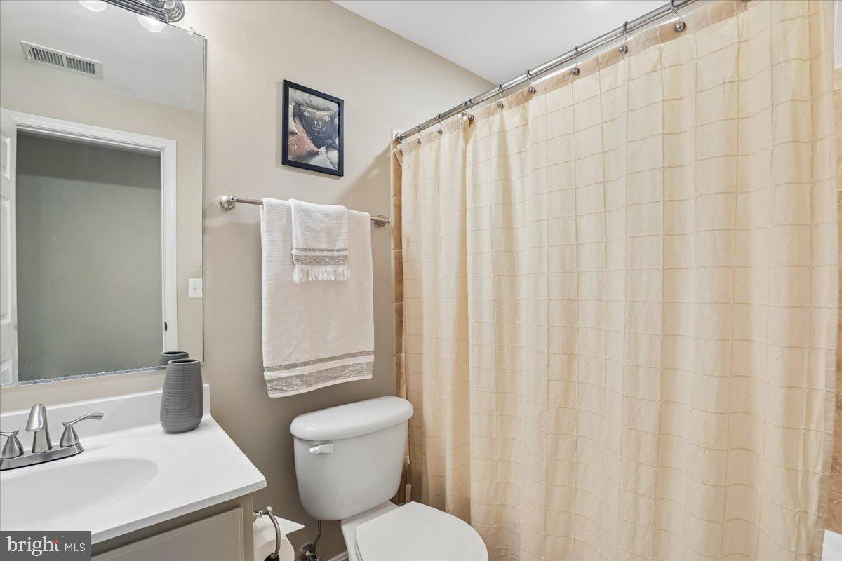 CROSSMAN CREEK - Residential