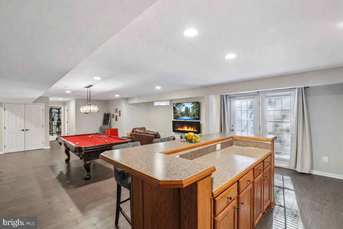 CROSSMAN CREEK - Residential