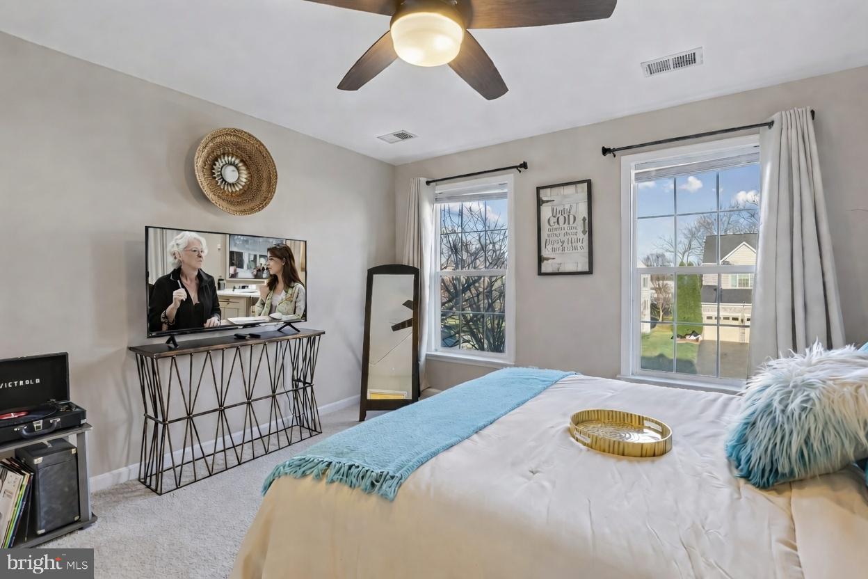 CROSSMAN CREEK - Residential