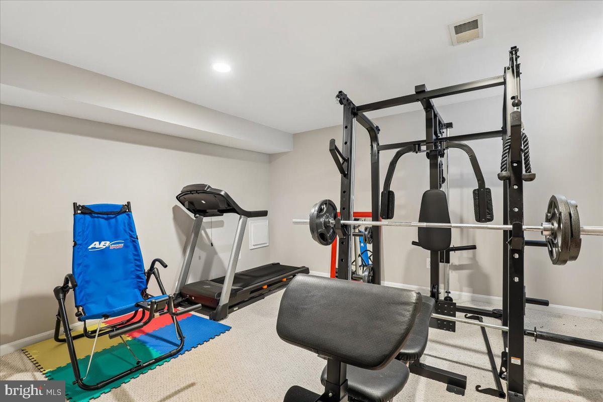 CROSSMAN CREEK - Residential